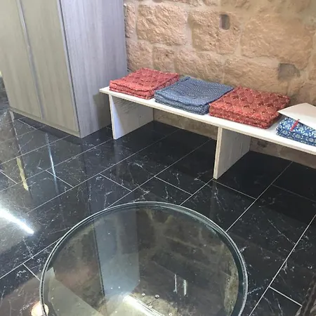 Inn.... Mary Orvieto